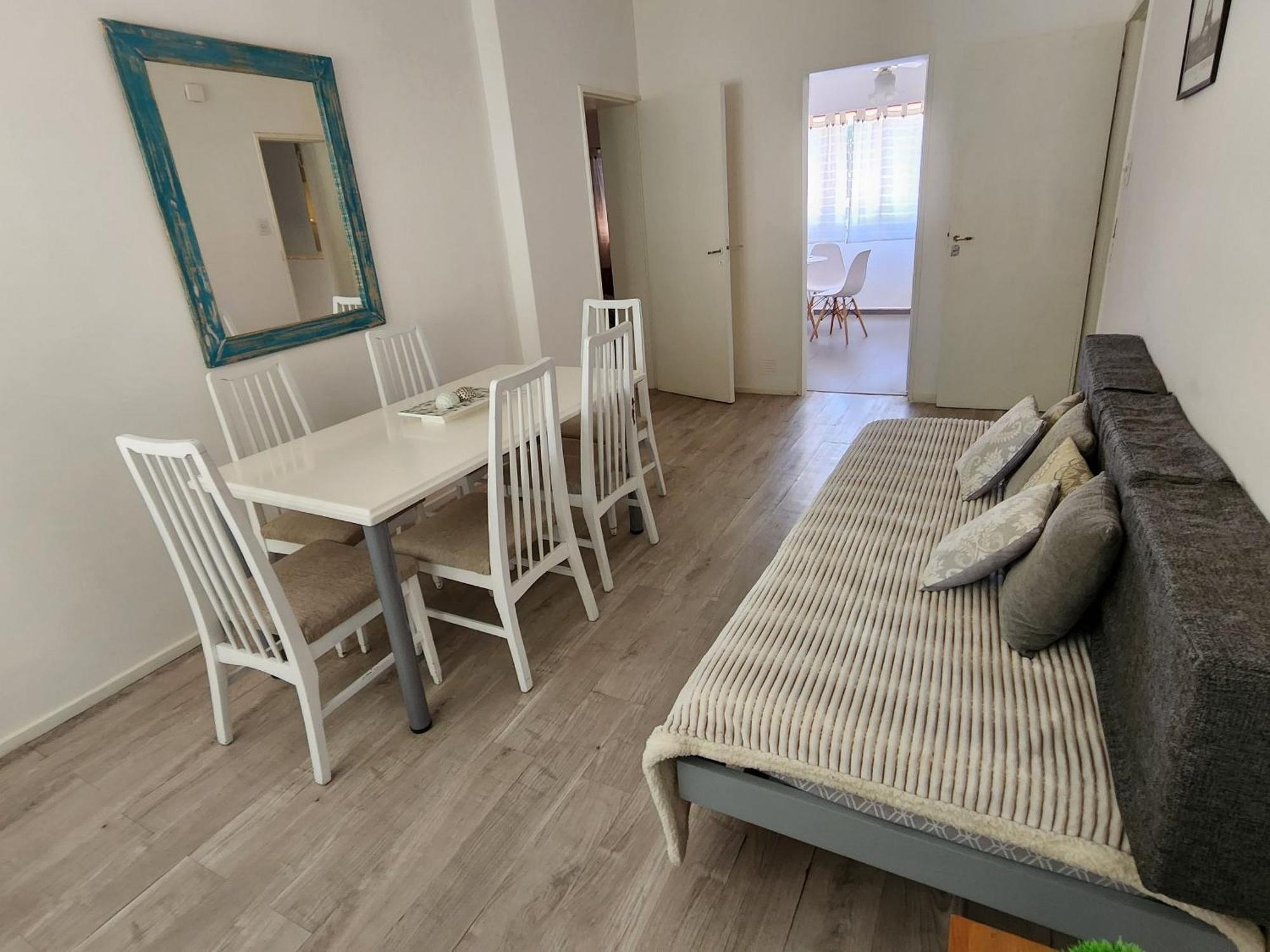 Casita A Metros Del Parque Independencia Con Garaje Incluido Holiday home *